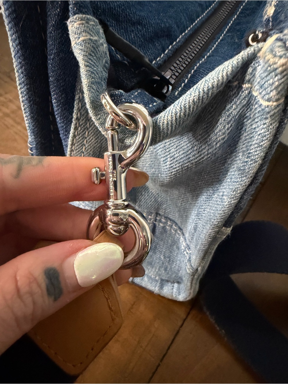 Marc Jacobs The Denim Tote Bag blue Jean white font small tote bag crossbody - Picture 5 of 13